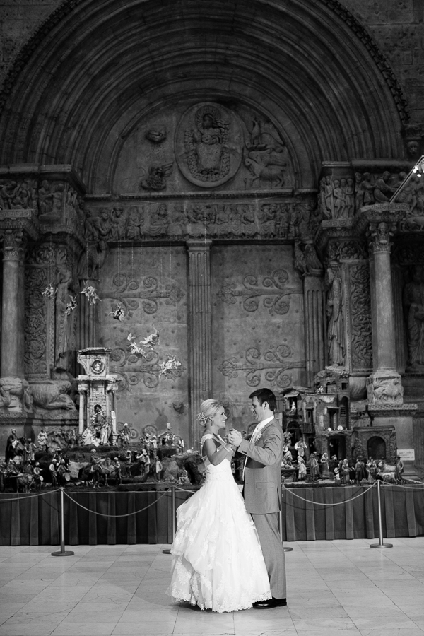 Bride and Groom Dancing in the Hall of Architecture at the Carnegie Museum at Christmastime